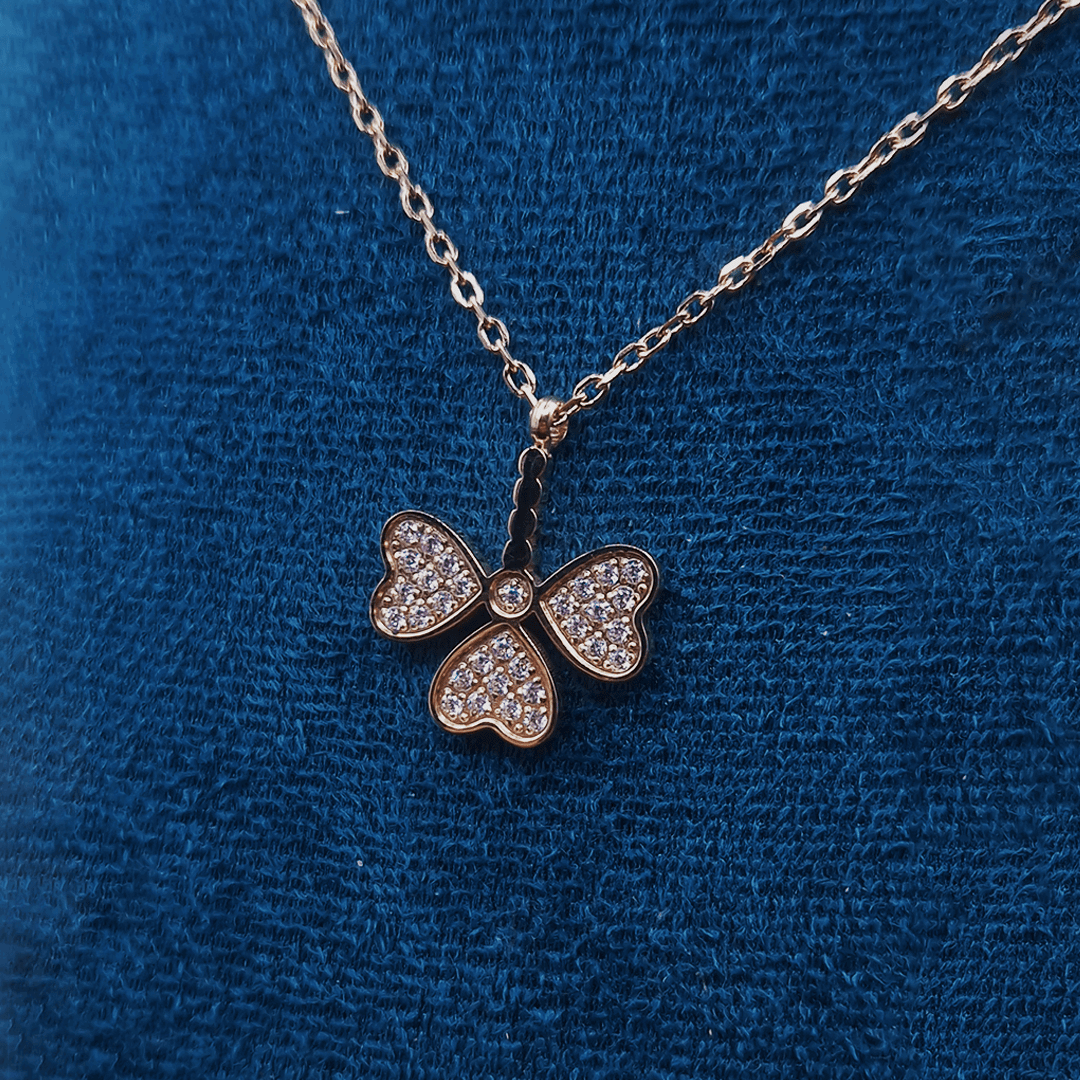 CAWNIfashion - 3 leaf clover - CAWNIfashion