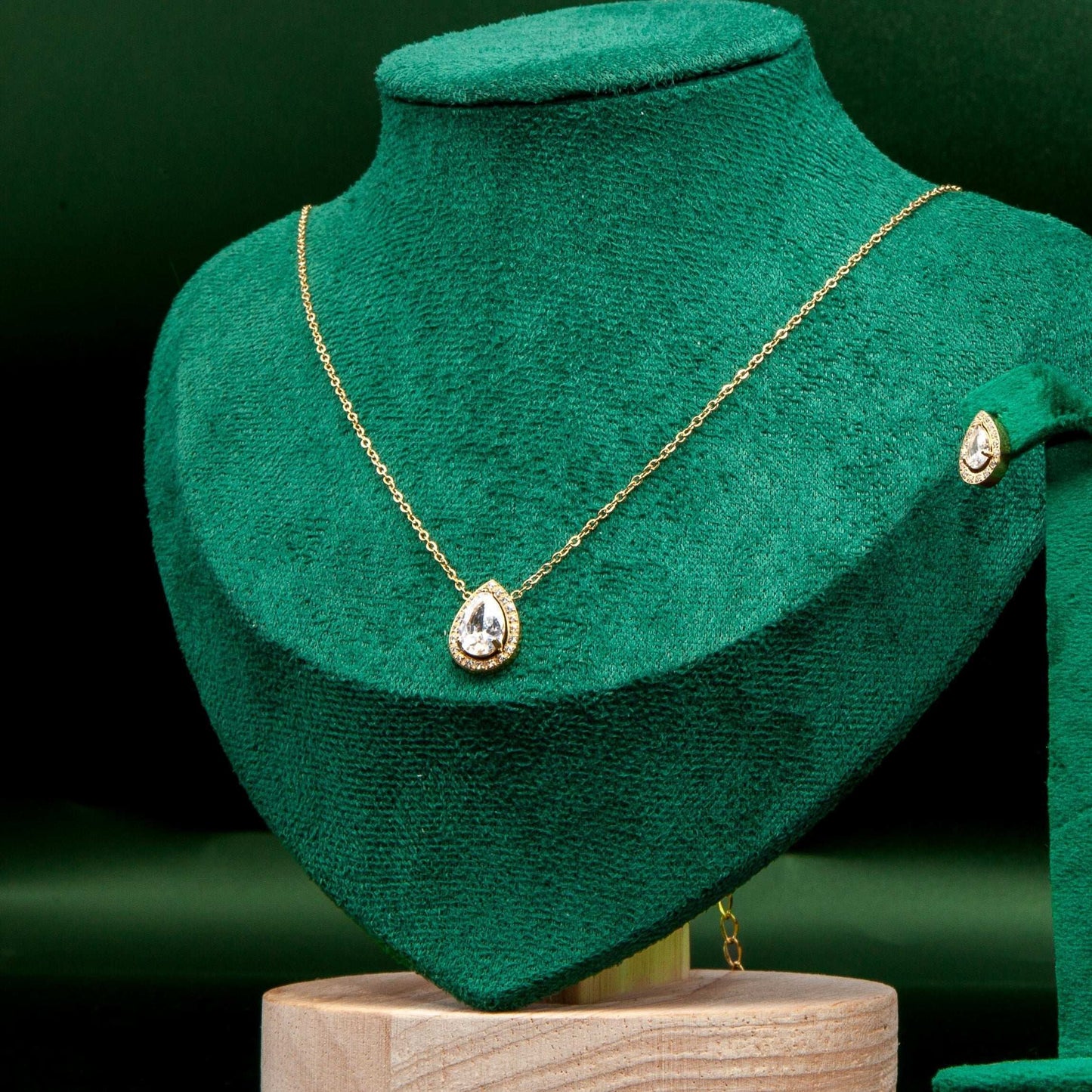 cristal pearl ensemble - CAWNIfashion