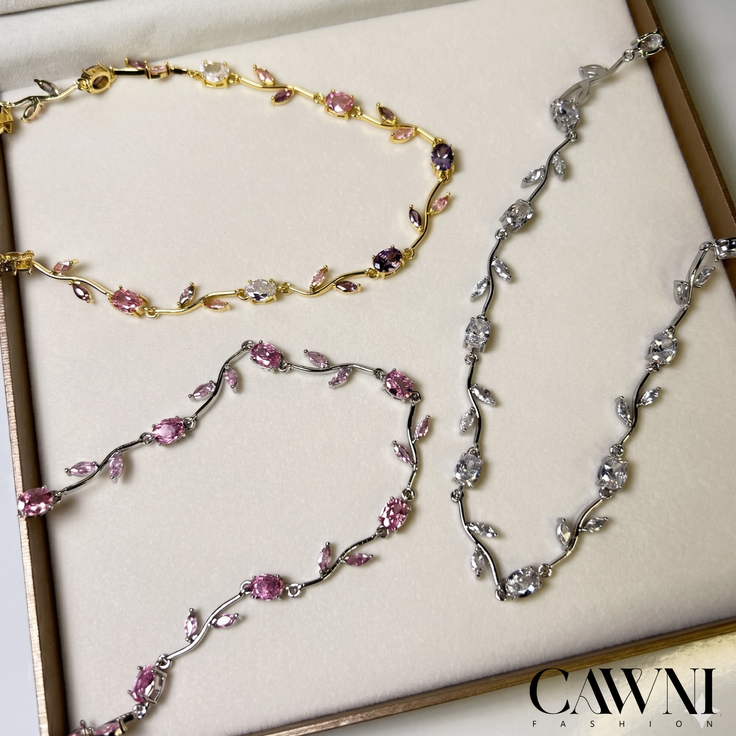 Tulip necklace