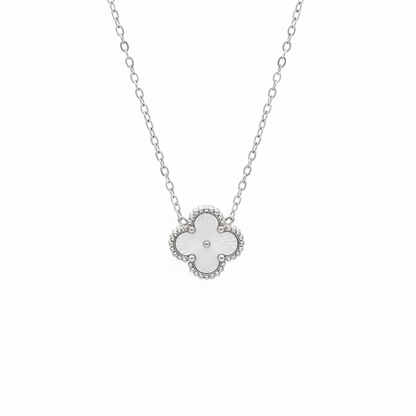 collier 4 leaf clover white