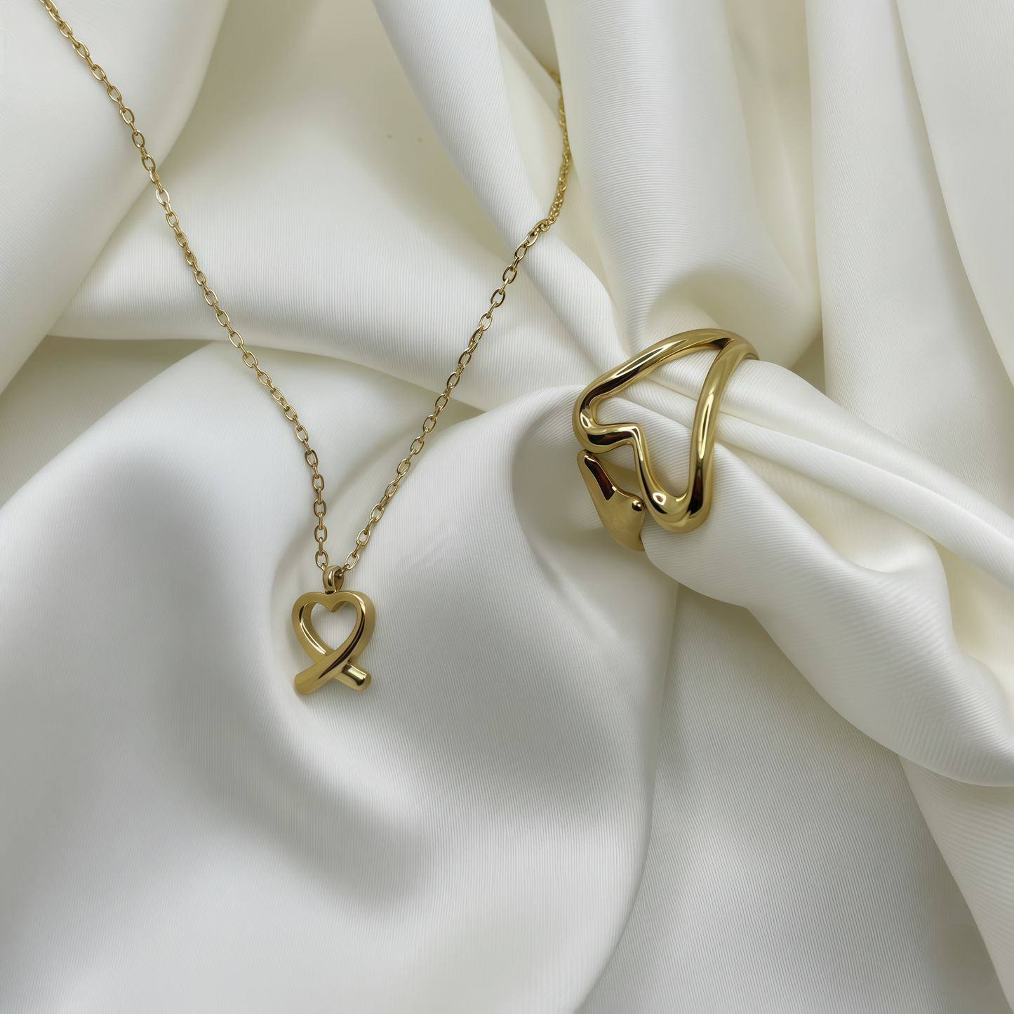 mini heart ensemble -- collier + bague