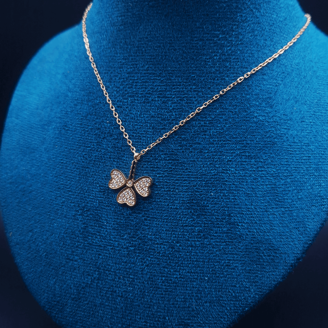 CAWNIfashion - 3 leaf clover - CAWNIfashion