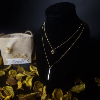 CAWNIfashion - Vbare - CAWNIfashion