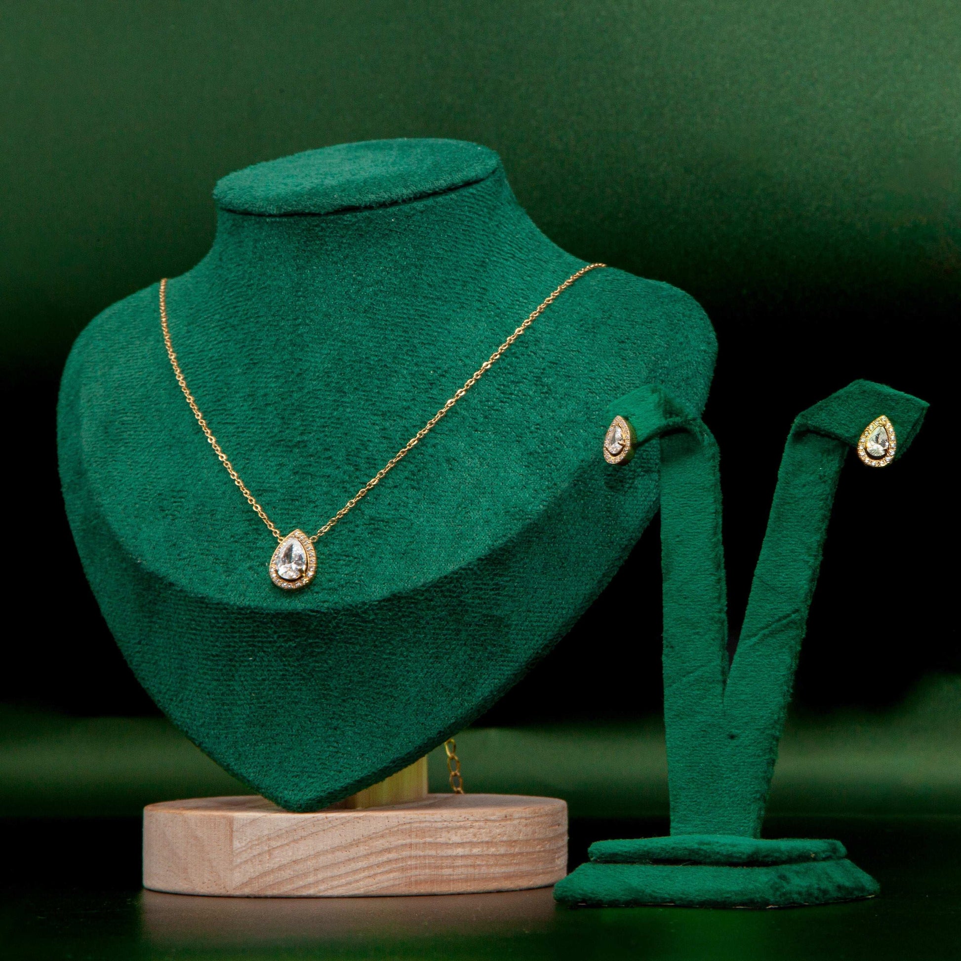 cristal pearl ensemble - CawniFashion
